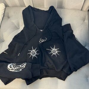 IAMGIA Crop Hoodie